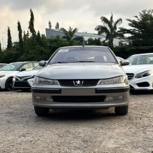 Distress sell Foreign Used Peugeot 406 2004 Automatic transmission for just 9.9M Abuja