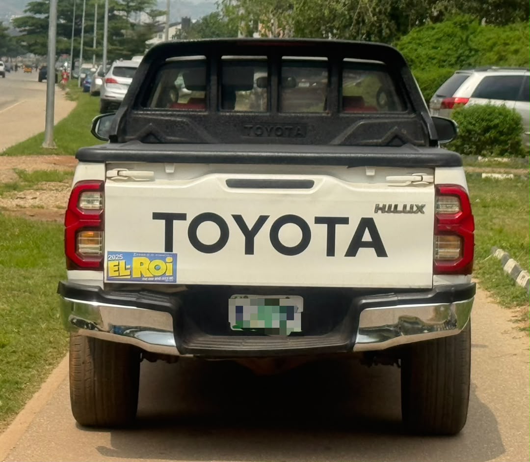 
								Extremely clean ‼️ 🔥Toyota Hilux 2010 model Manual Transmission untempered engine and gear buy nd drive nothing to fixed going for 13m only full									
