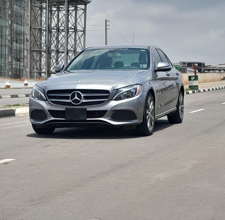 UNREGISTERED 2015 MERCEDES-BENZ C300 IN PRISTINE CONDITION KEYLESS ENTRY UNTAMPERED SYSTEM WITH PROPER DOCUMENTATION GOING FOR 17.5M ABUJA DEAL
