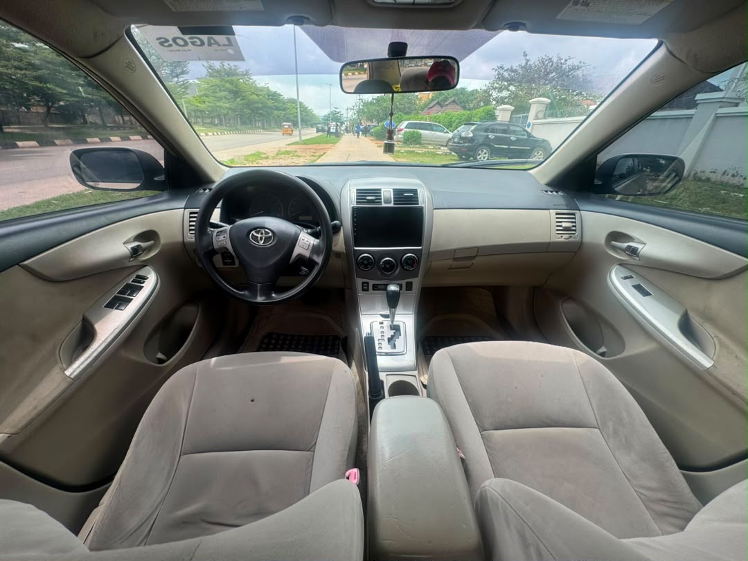 
								Distress sales 🔥Extremely clean ‼️ 🔥Toyota corolla 2012 model untempered engine and gear buy nd drive nothing to fixed going for 7.350 full									