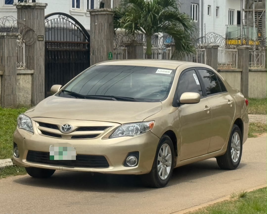 
								Distress sales 🔥Extremely clean ‼️ 🔥Toyota corolla 2012 model untempered engine and gear buy nd drive nothing to fixed going for 7.350 full									