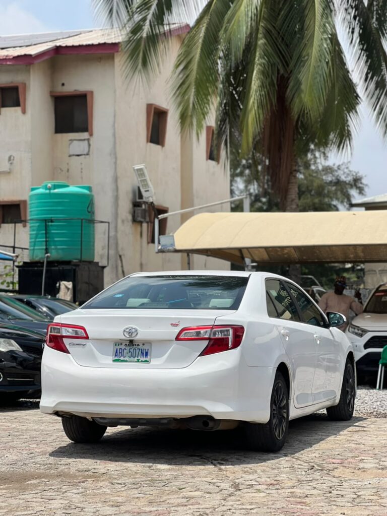 NEATLY USED 2013 CAMRY SE IN A PRISTINE CONDITION. BUY AND DRIVE 📍ABUJA 💰9M