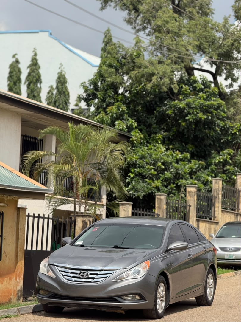 
								Distress Sell foreign used Hyundai Sonata 2014 for just 10.9m Abuja full									