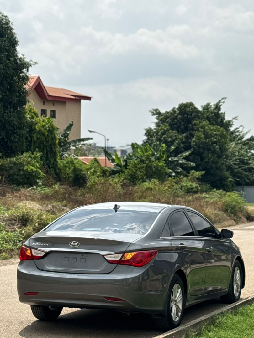 
								Distress Sell foreign used Hyundai Sonata 2014 for just 10.9m Abuja full									