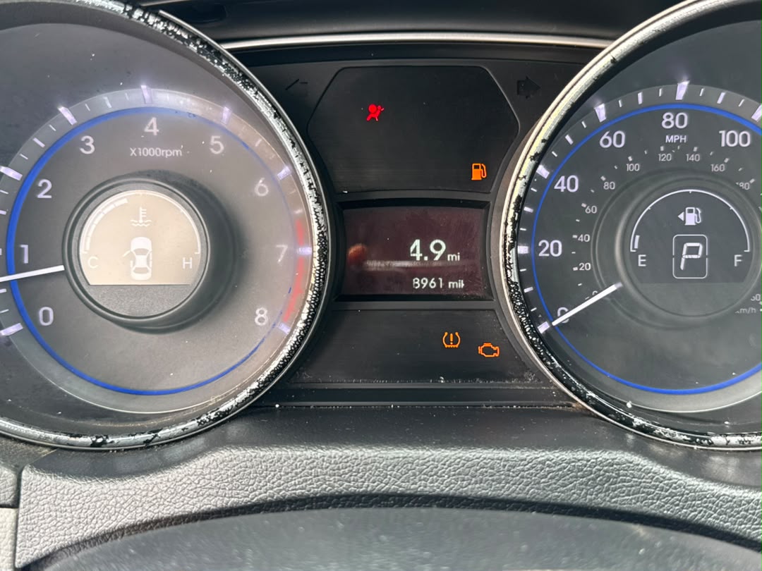 
								Distress Sell foreign used Hyundai Sonata 2014 for just 10.9m Abuja full									