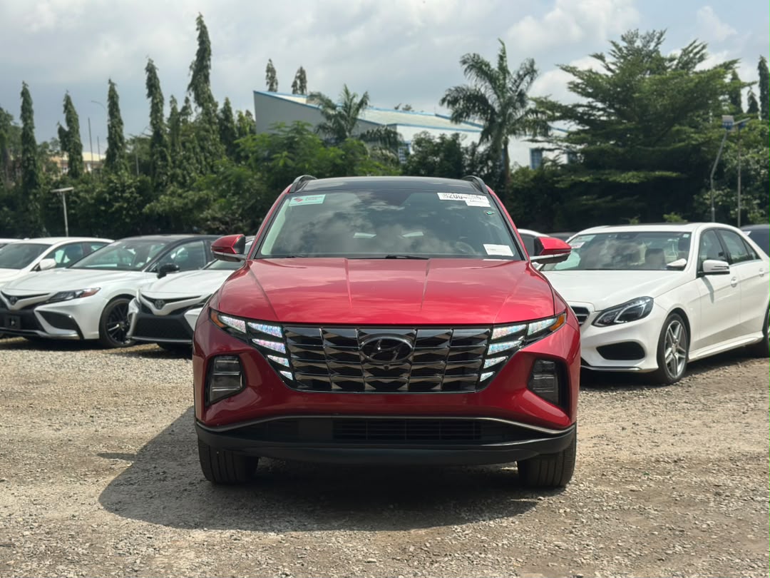 
								Foreign used Hyundai Tucson 2023 for just 43M Abuja full									
