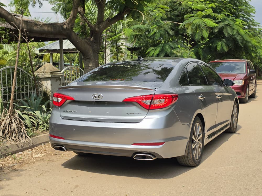 
								HIGEHSTGRADE DEAL: Extremely clean First body foreign used 2016 Hyundai sonata Sports Keyless Double Pano Accidents free with Aug 2026 Duty going for just 16m 200k sambo full									