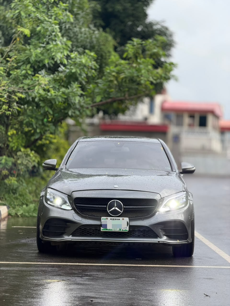 
								EXTREMELY CLEAN USED 2016 MERCEDES BENZ C300 🇳🇬  KEYLESS ENTRY AND IGNITION, PANORAMIC ROOF ETC.  ORIGINAL DUTY 📃  PRICE: 17.8M   ABUJA DEAL📍  NATIONWIDE DELIVERY full									