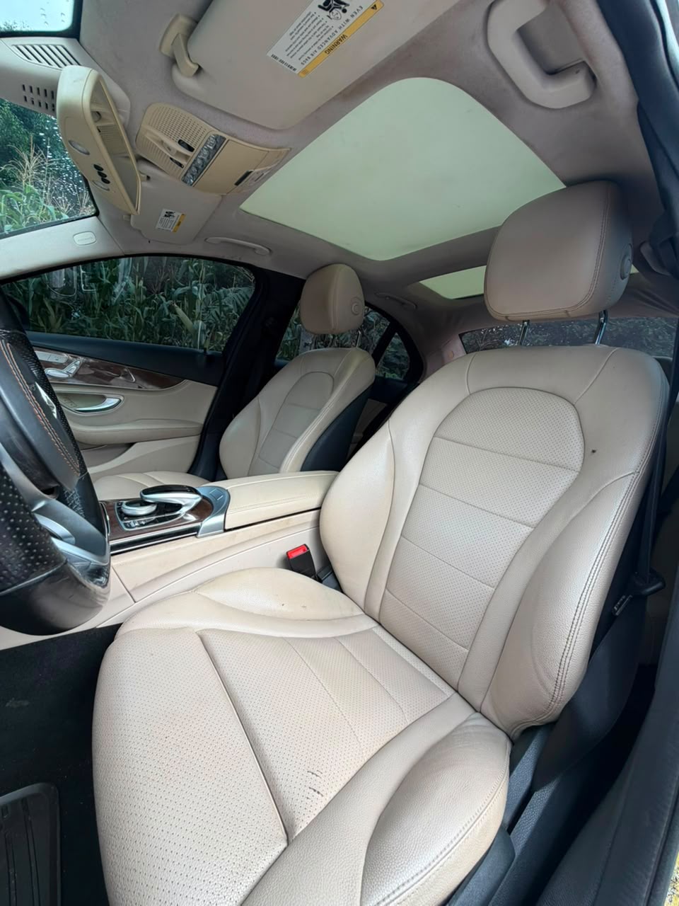 
								EXTREMELY CLEAN USED 2016 MERCEDES BENZ C300 🇳🇬  KEYLESS ENTRY AND IGNITION, PANORAMIC ROOF ETC.  ORIGINAL DUTY 📃  PRICE: 17.8M   ABUJA DEAL📍  NATIONWIDE DELIVERY full									