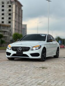 MERCEDES-BENZ c450 AMG Foreign used 2016 low Miles Original duty ☑️ 🏷️36m 📍Abuja