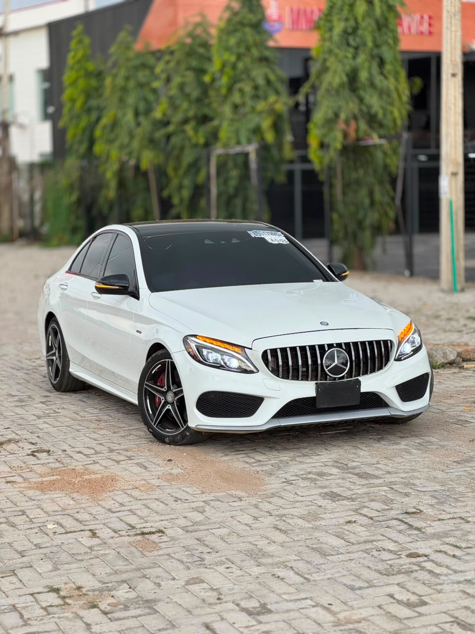 
								MERCEDES-BENZ c450 AMG Foreign used 2016 low Miles Original duty ☑️ 🏷️36m 📍Abuja full									