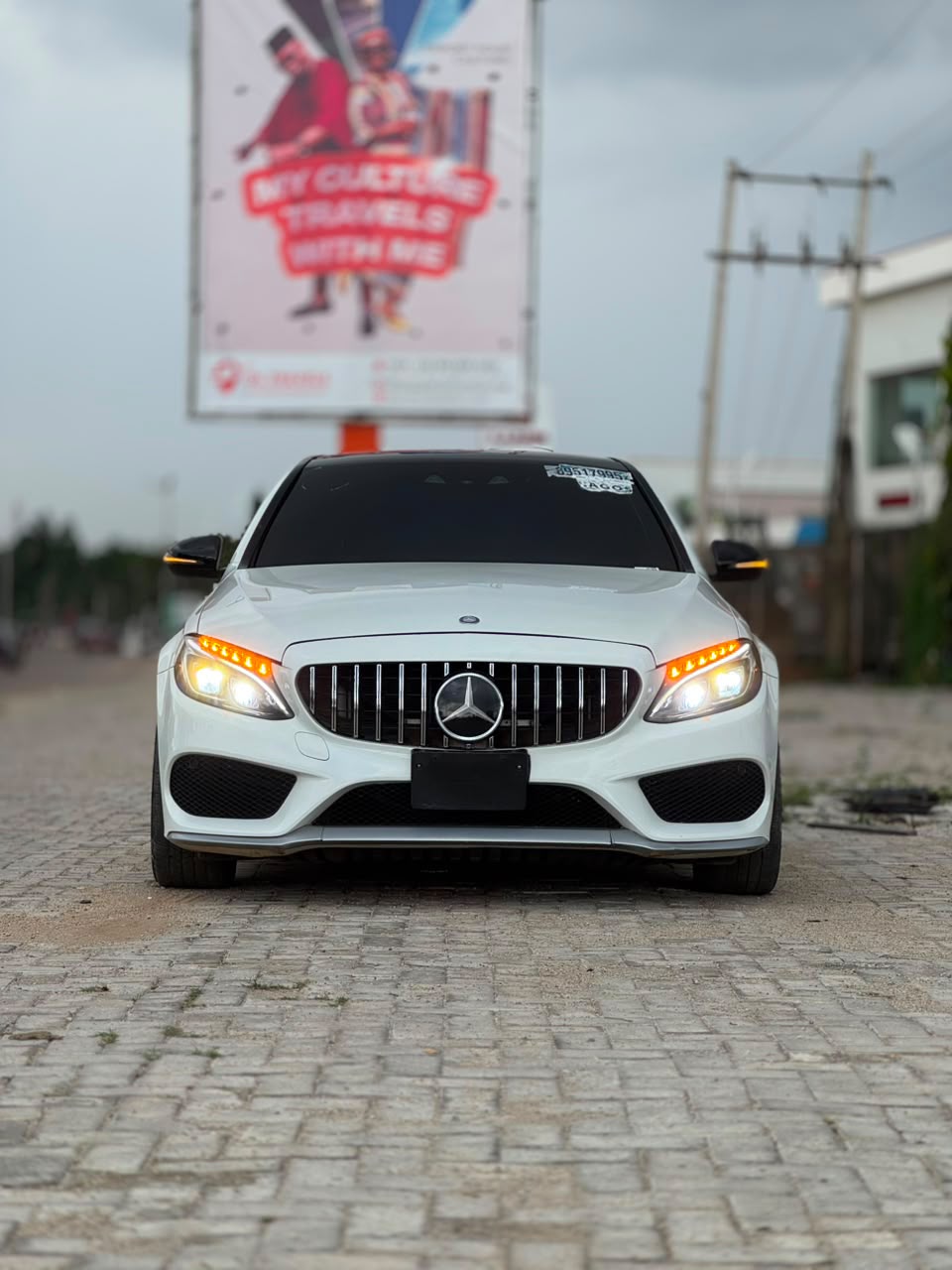 
								MERCEDES-BENZ c450 AMG Foreign used 2016 low Miles Original duty ☑️ 🏷️36m 📍Abuja full									