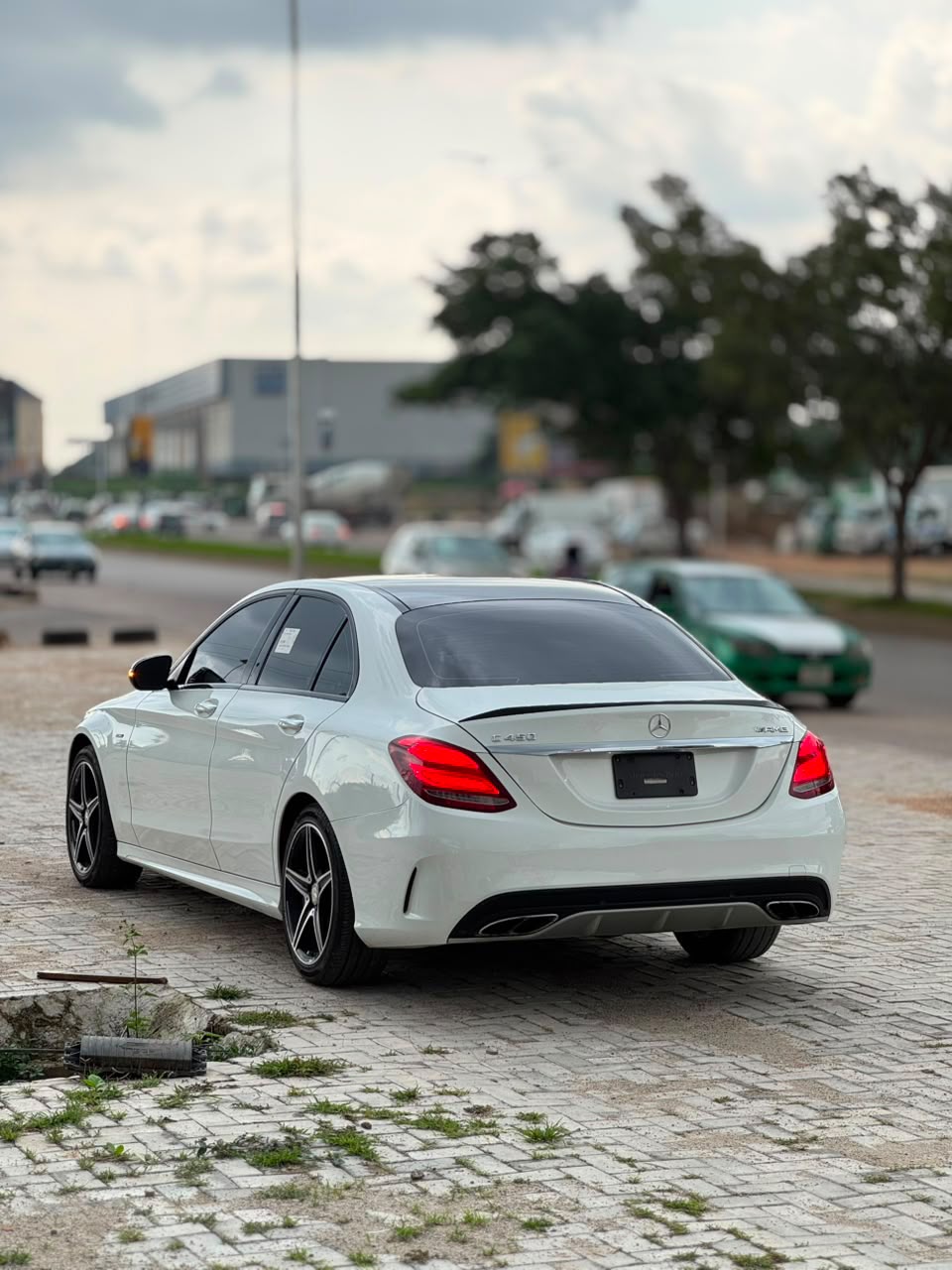 
								MERCEDES-BENZ c450 AMG Foreign used 2016 low Miles Original duty ☑️ 🏷️36m 📍Abuja full									