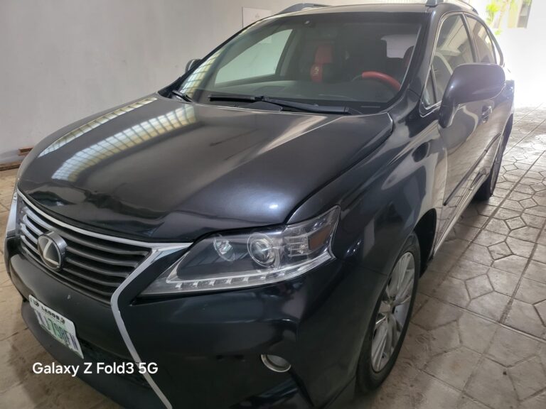 Distress distress distress very clean 2013 Lexus RX350 untermpered engine and gear price 14.5m