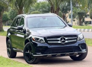 LUXURY MEET PERFORMANCE🚘  FOREIGN USED 2018 GLC300 BENZ-redefined, powerful and classy   PRICE; 37M OnLy💰   A perfect SUV for someone who wants comfort, presence and Mercedes-Benz quality. 🖤  AbuJa LoKaTioN