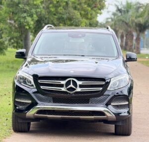 2017 MERCEDES-BENZ GLE350🔥🇩🇪  Foreign Used • Super Clean • Luxury SUV ✨  PRICE; #35M OnLy💰   Ride in comfort. Arrive in style. The GLE350 gives you that perfect blend of luxury, power and class.  AbuJa LoKaTioN