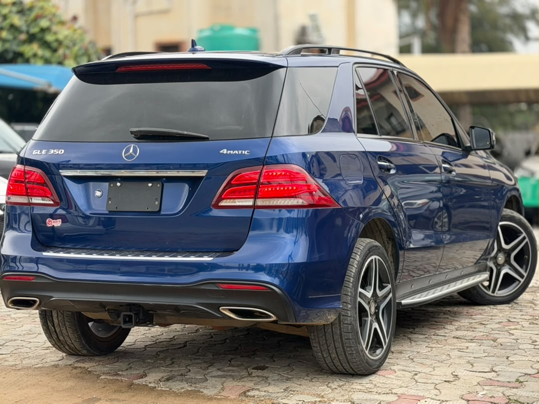 
								FEW MONTHS USED BELGIUM GRADE 2017 MERCEDES GLE350  PRICE: 31M full									