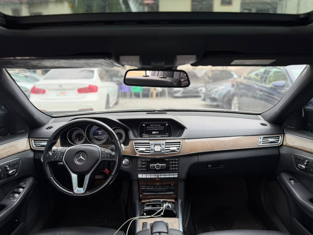 
								FEW MONTHS USED 2013 MERCEDES E350 IN PRISTINE CONDITION  PRICE: 17M full									