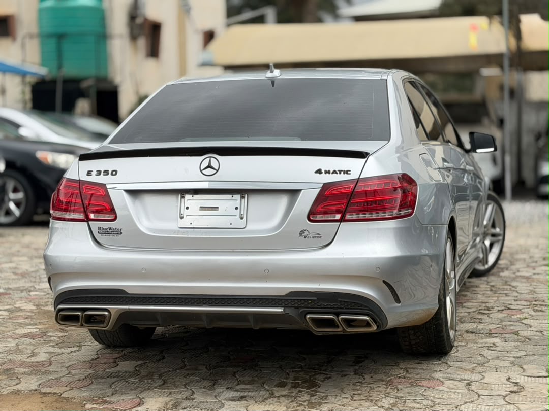 
								FEW MONTHS USED 2013 MERCEDES E350 IN PRISTINE CONDITION  PRICE: 17M full									