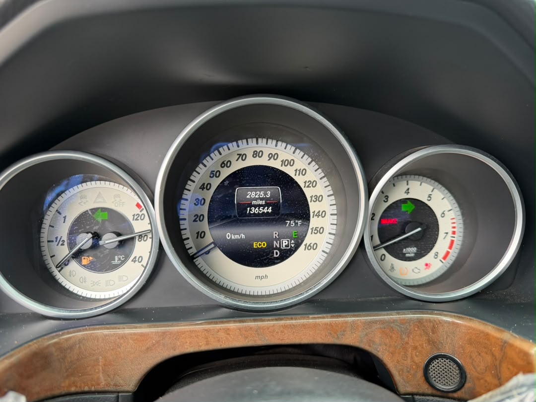
								FEW MONTHS USED 2013 MERCEDES E350 IN PRISTINE CONDITION  PRICE: 17M full									
