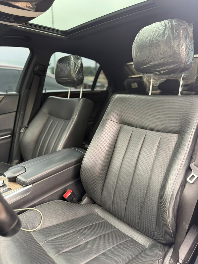 
								FEW MONTHS USED 2013 MERCEDES E350 IN PRISTINE CONDITION  PRICE: 17M full									
