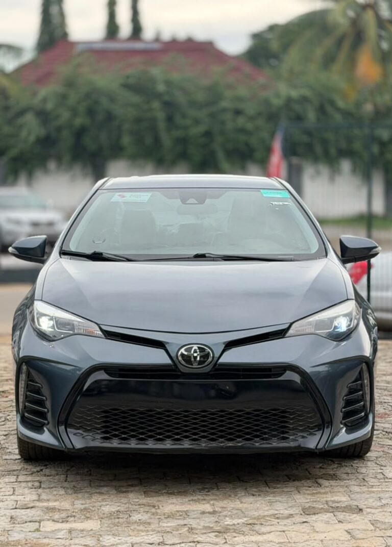 CLEAN FOREIGN USED 2018 TOYOTA COROLLA SPORT  PRICE: 18M