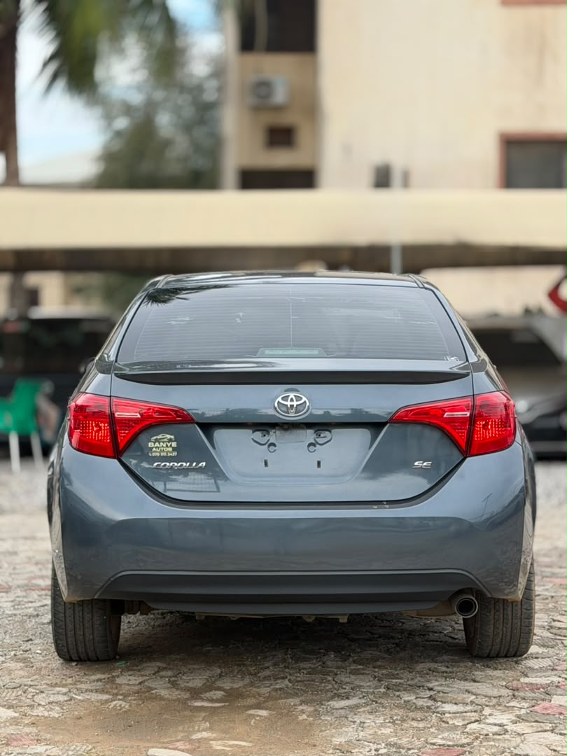 
								CLEAN FOREIGN USED 2018 TOYOTA COROLLA SPORT  PRICE: 18M full									