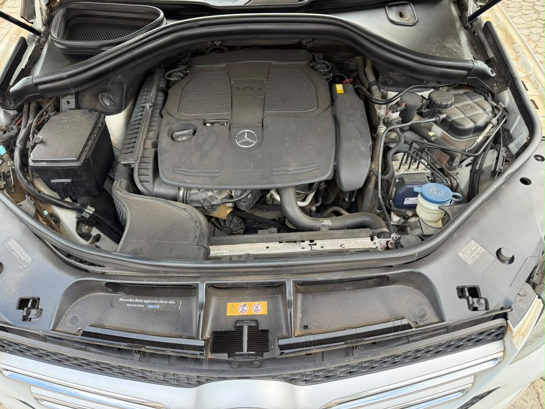 
								FEW MONTHS USED MERCEDES BENZ GLE350 2016.   Sunroof, push to start, everything working perfectly.   BUY AND DRIVE.   💰 23 M  📍Abuja  🚨 Hurry before SOLD! full									
