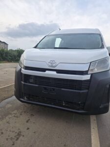 Hummer buss  2020 direct Belgium Abuja 70m