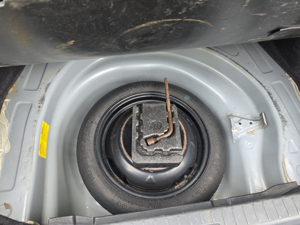 
								Extremely clean First body accident free foreign used 2006 Toyota corolla LE with july 2026 duty, nothing to fix going for just 8.8 only. Car na highest grade full									