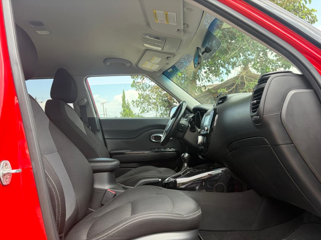 
								JUST ARRIVED FOREIGN USED KIA SOUL 2018 MODEL WITH ORIGINAL CUSTOM DUTY FULLY PAID FIRSTBODY WITH UNTAMPERED ENGINE AND GEAR AC FACTORY FITTED BUY AND DRIVE ABSOLUTELY NOTHING TO FIX  👉11.5m buyer settle 500k location Abacha Road nyanya Abuja deal Car is with me directly full									