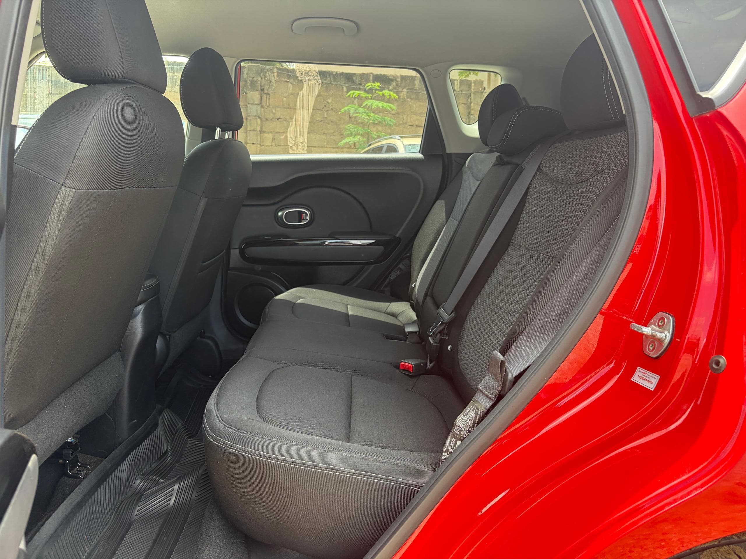 
								JUST ARRIVED FOREIGN USED KIA SOUL 2018 MODEL WITH ORIGINAL CUSTOM DUTY FULLY PAID FIRSTBODY WITH UNTAMPERED ENGINE AND GEAR AC FACTORY FITTED BUY AND DRIVE ABSOLUTELY NOTHING TO FIX  👉11.5m buyer settle 500k location Abacha Road nyanya Abuja deal Car is with me directly full									