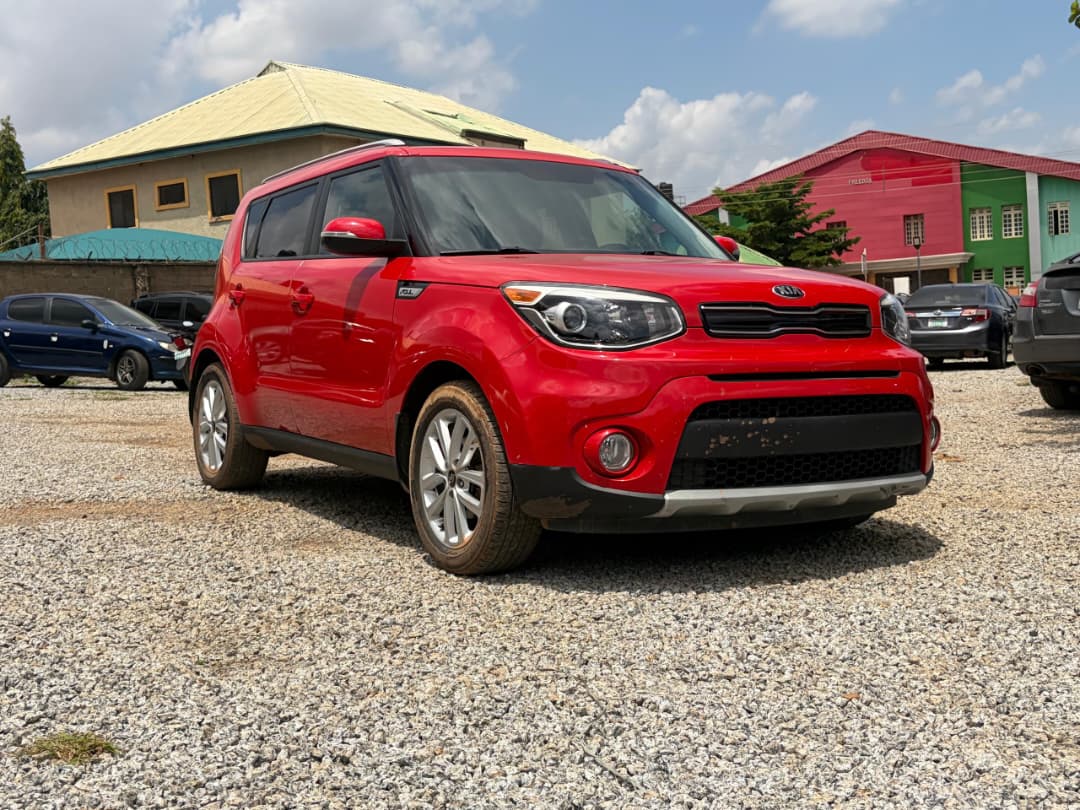 
								JUST ARRIVED FOREIGN USED KIA SOUL 2018 MODEL WITH ORIGINAL CUSTOM DUTY FULLY PAID FIRSTBODY WITH UNTAMPERED ENGINE AND GEAR AC FACTORY FITTED BUY AND DRIVE ABSOLUTELY NOTHING TO FIX  👉11.5m buyer settle 500k location Abacha Road nyanya Abuja deal Car is with me directly full									