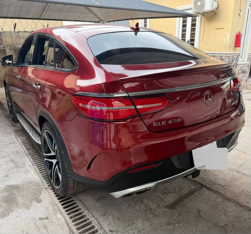 
								Distress Distress Distress 🔥🔥🔥🔥🔥🔥🔥🔥🔥 GLE 450 2017 model  Red on black interior  Going for just 34m  Abuja deal full									