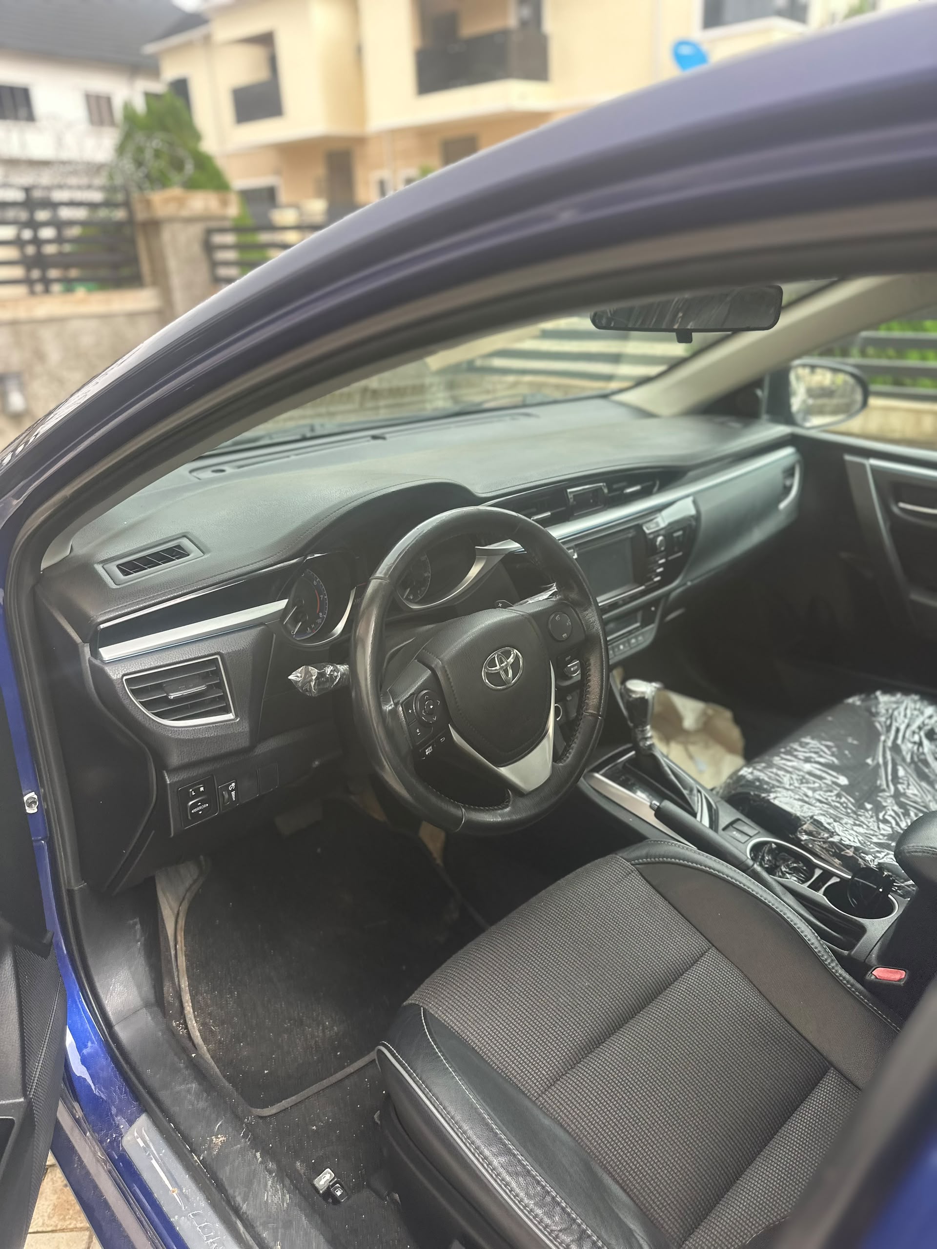
								New in: Extremely clean foreign used 2016 Toyota corolla S with may duty going for just   14m    only fastest Finger full									