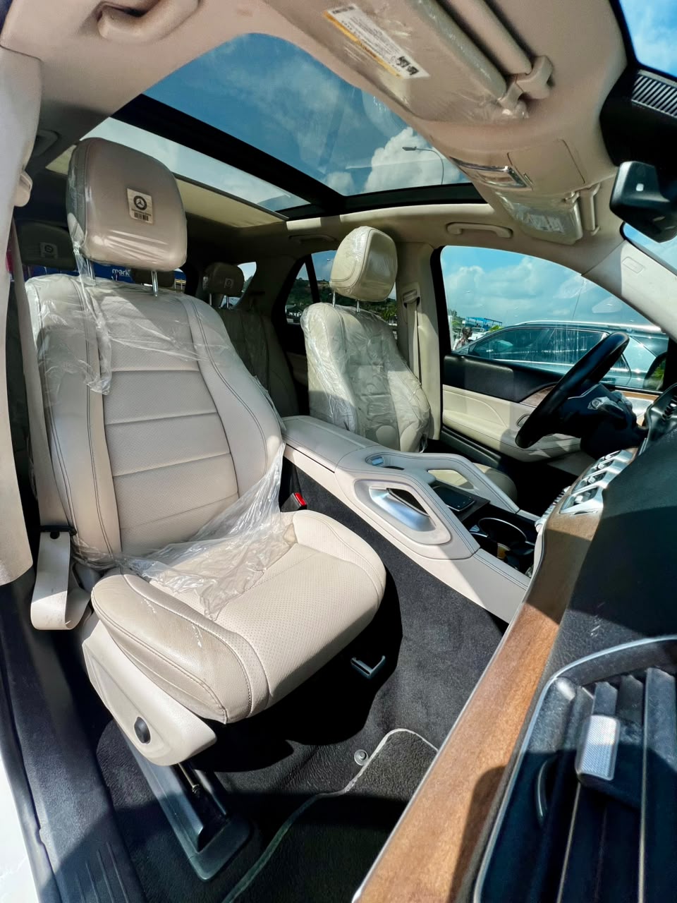 
								Foreign Used Mercedes Benz GLE350 2022 in perfect condition Buy and Drive   70 Million full									