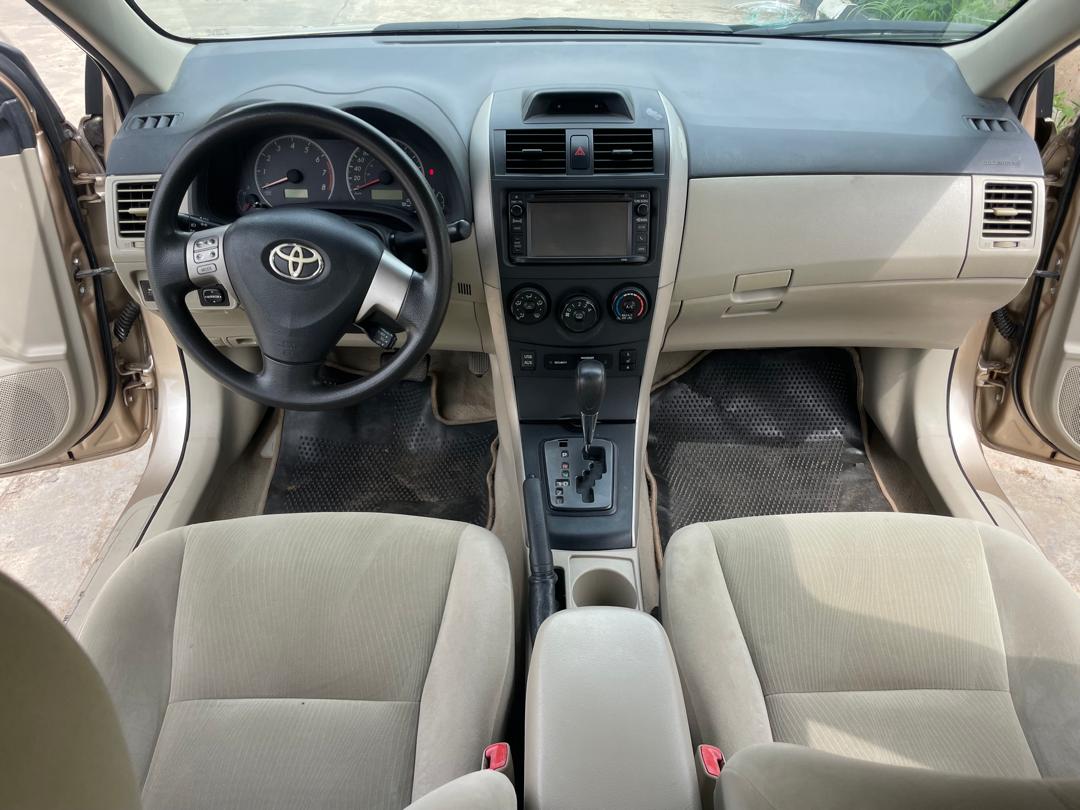 
								Few months used 2013 Toyota Corolla with untempered engine and gear with 4 brand new Tires ac chilling going for 9m   Abuja full									