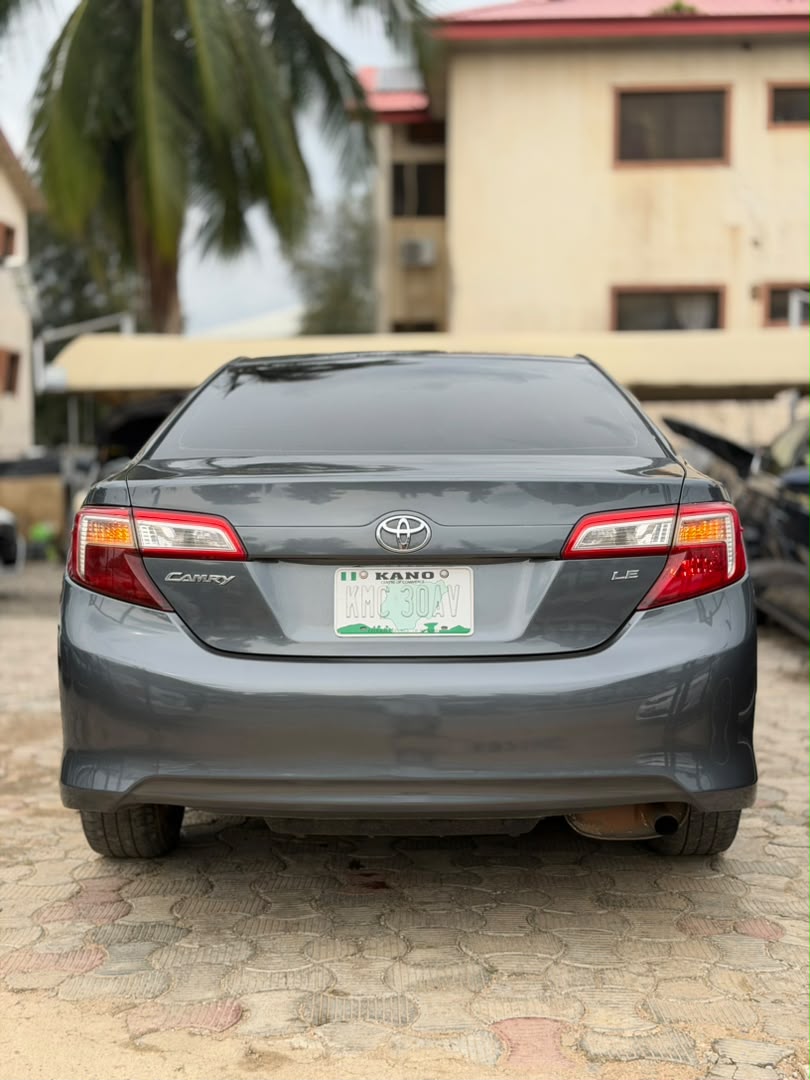
								WELL MAINTAINED 2012 CAMRY LE  PRICE: 9.5M full									