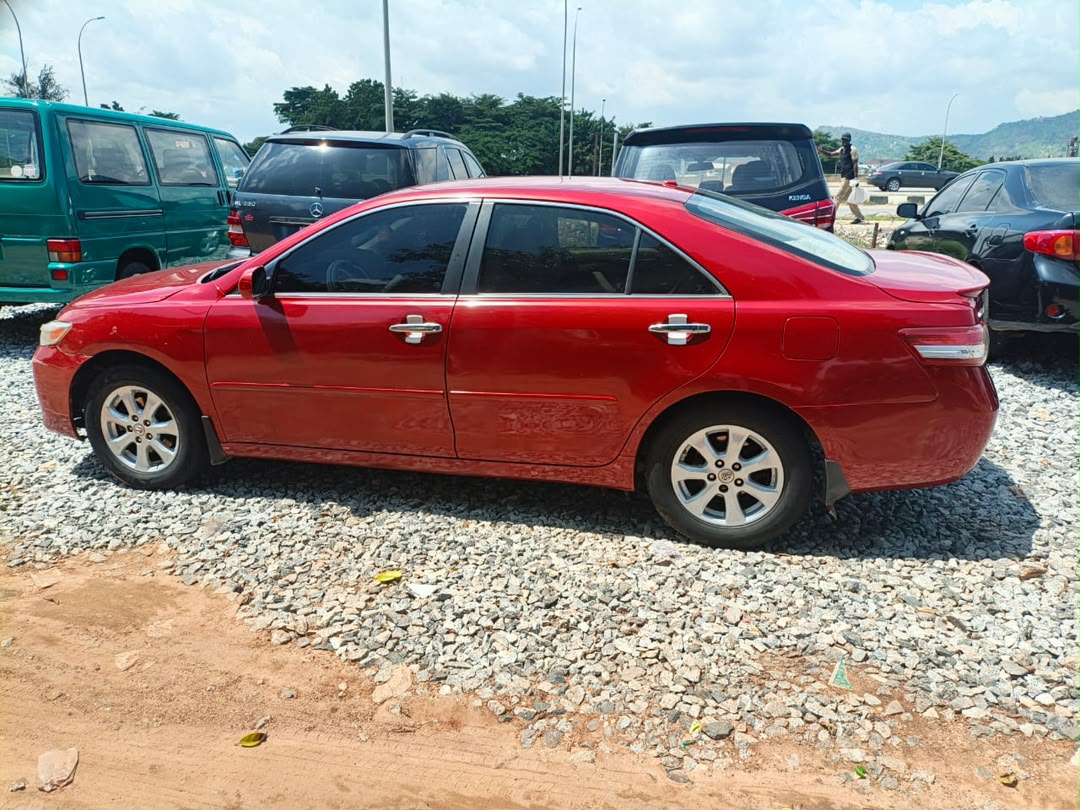 
								Giveaway Deal‼️‼️‼️ Carefully Used 2010 (V4 venza engine) Toyota Camry (LE) car is in pristine condition (Nothing To Fix) with original duty going for just 6.5m Net with me Lugbe Abuja📍 ZERO CHAIN DEAL full									