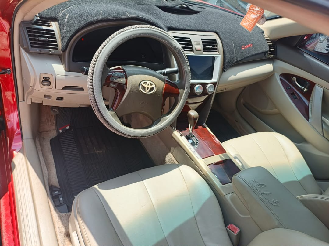 
								Giveaway Deal‼️‼️‼️ Carefully Used 2010 (V4 venza engine) Toyota Camry (LE) car is in pristine condition (Nothing To Fix) with original duty going for just 6.5m Net with me Lugbe Abuja📍 ZERO CHAIN DEAL full									