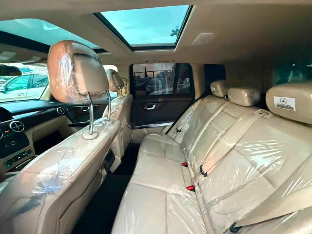 
								DISTRESS‼️‼️‼️ MARCH 2026 DUTY ACCIDENT FREE GLK350 2013 @18.5M owner 300k sambo full									