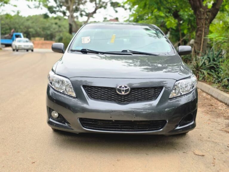 Awoof Deal: Extremely clean foreign used Toyota corolla LE 2010 n belt. Accident Free, going for just 9.8m with no single 9ja paint.