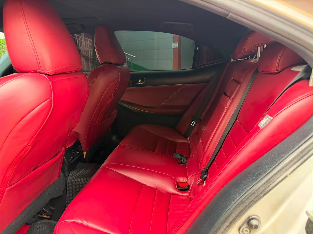 
								Giveaway Deal‼️‼️‼️ Unregistered Neatly Used Lexus IS250 FSport 2015 With Original Duty going for just 15.2m Net with our sambo Abuja📍 ZERO CHAIN DEAL full									