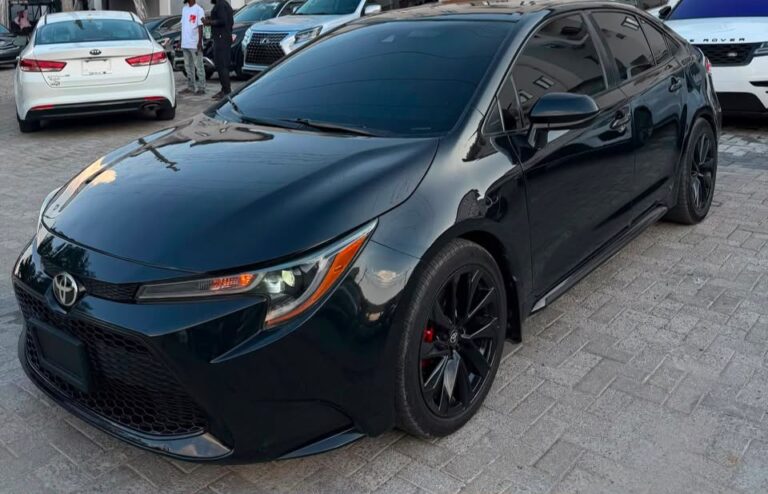 Giveaway Deal‼️‼️‼️ UNREGISTERED BALCK ON BLACK 2020 Corolla XLE , APPLE CAR PLAY,wireless charger, push to start, sunroof, WITH ORIGINAL DUTY 16.7m Net Abuja📍 ZERO CHAIN DEAL