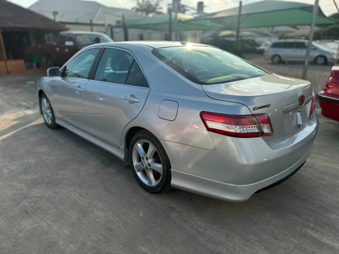 
								super clean foreign used Toyota Camry SE 2010 model with Venza engine duty paid in excellent condition  ON WHEELS Key entry  Chilling ac Fabric seat  Clean body and interior  💰11.5M 📍Abuja Gwarinpa full									