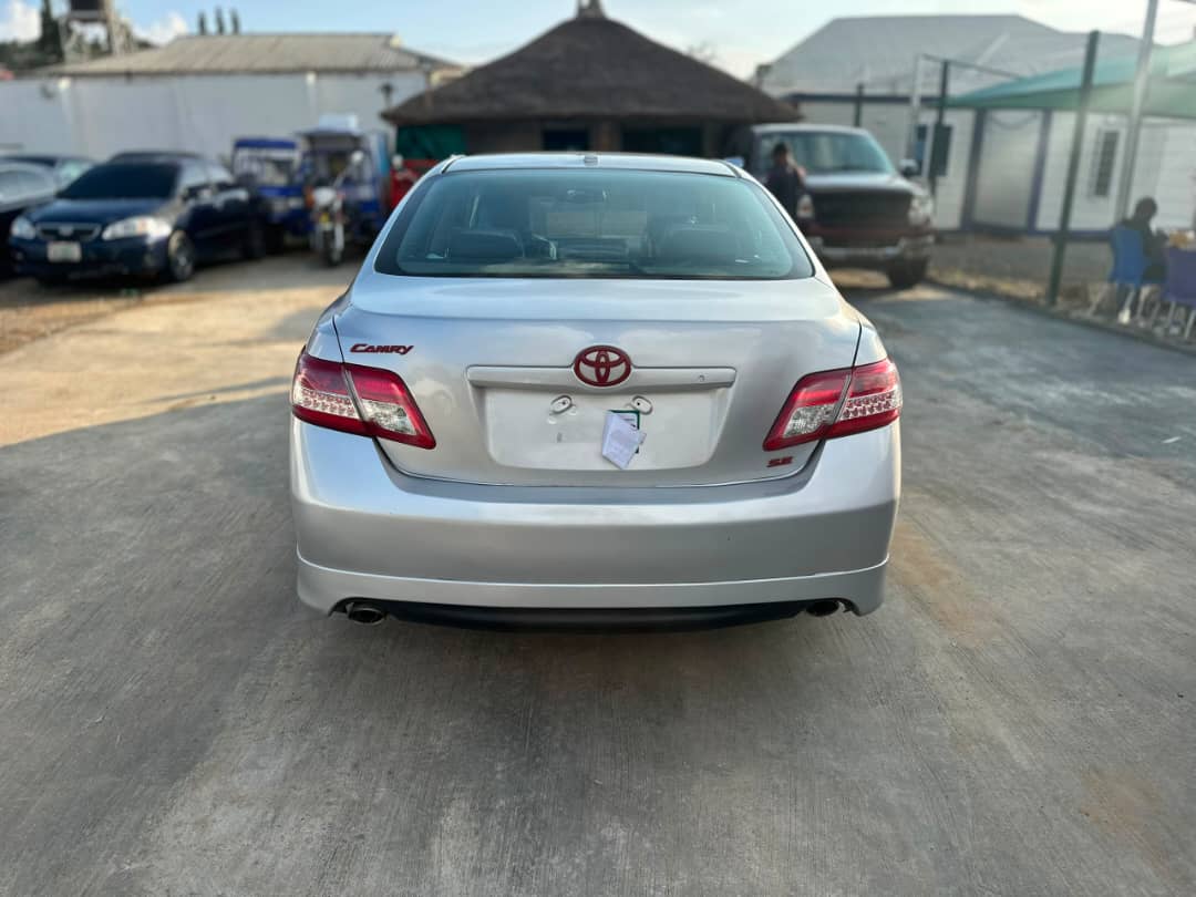 
								super clean foreign used Toyota Camry SE 2010 model with Venza engine duty paid in excellent condition  ON WHEELS Key entry  Chilling ac Fabric seat  Clean body and interior  💰11.5M 📍Abuja Gwarinpa full									