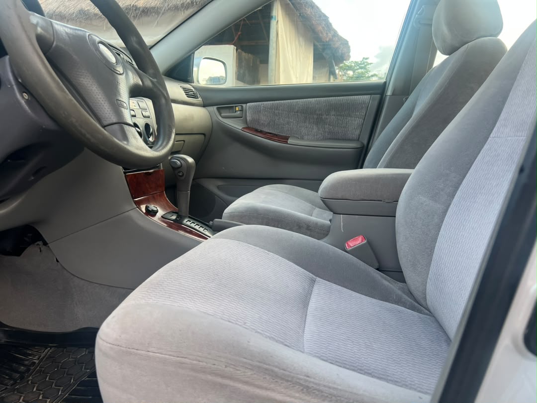 
								Extremely clean 2006 foreign used Toyota Corolla LE  just arrive with custom duty price 8m Location Abuja full									