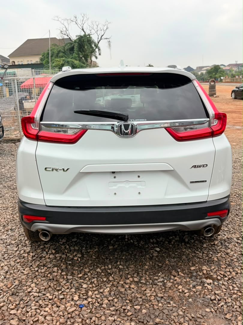 
								Touchdown!!!  *2018 Honda CR-V direct Belgium with original custom duty going for 25m*Location Abuja full									