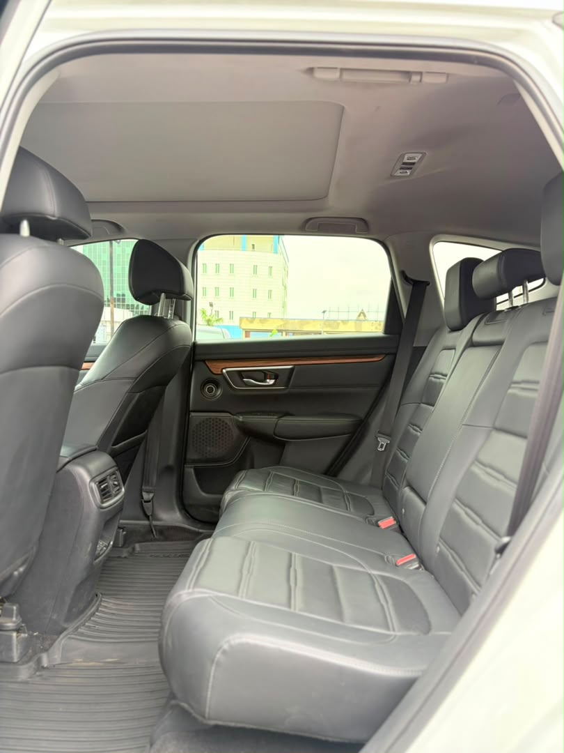 
								Touchdown!!!  *2018 Honda CR-V direct Belgium with original custom duty going for 25m*Location Abuja full									