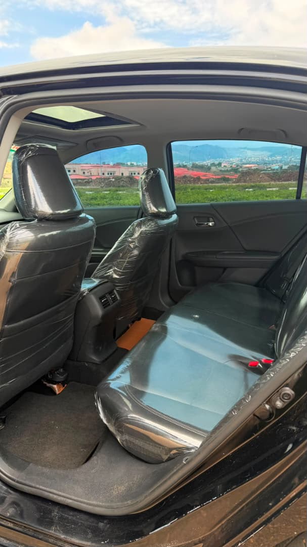
								Giveaway Deal‼️‼️‼️ Foreign Used 2015 V6 Honda Accord Touring (Keyless Sunroof & Double Screen) With Original Duty going for just 13.7m Net Abuja📍 ZERO CHAIN DEAL full									